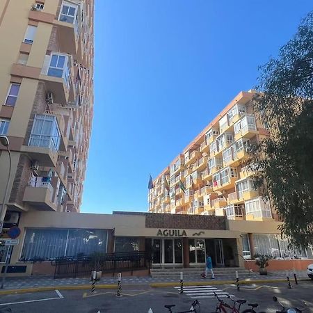 Estudio Aguila Con Vistas Al Mar Benalmádena Exterior foto