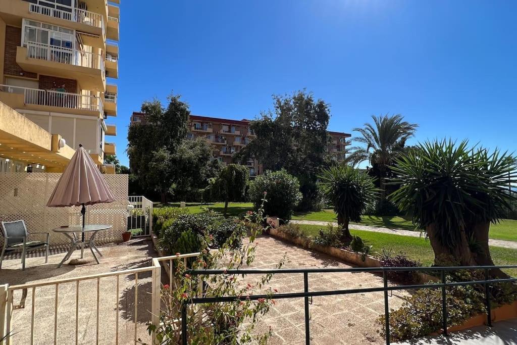 Estudio Aguila Con Vistas Al Mar Benalmádena Exterior foto